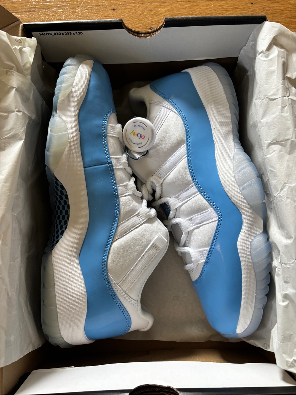 Size 10 - Jordan 11 Retro Low UNC 2017